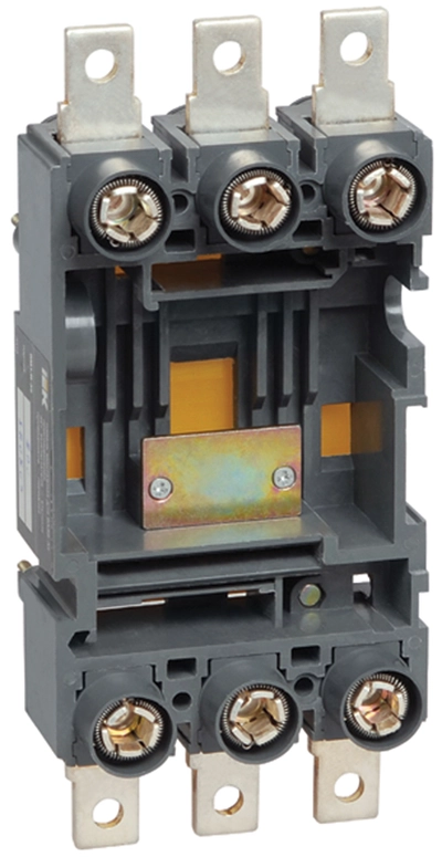 Панель ПМ1/П-32 втычная с передним присоединением для установки ВА88-32 IEK Панель ПМ1/П-32 втычная с передним присоединением для установки ВА88-32 IEK